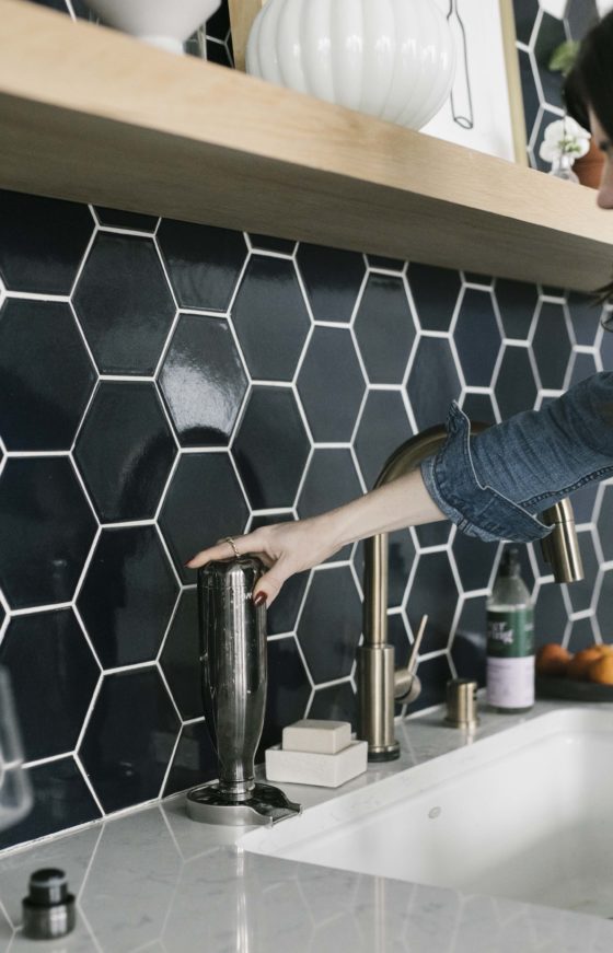 A NoFuss Way to Get Your Drinking Glasses Sparkling Clean Wit