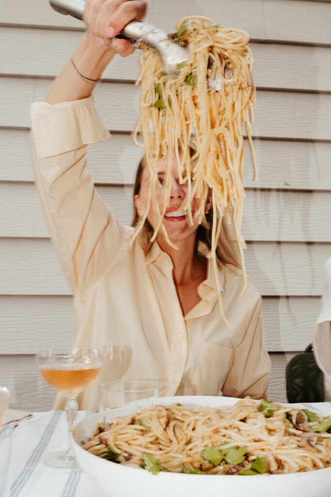 Casual Dinner Party: 5 Tips for Easy Entertaining